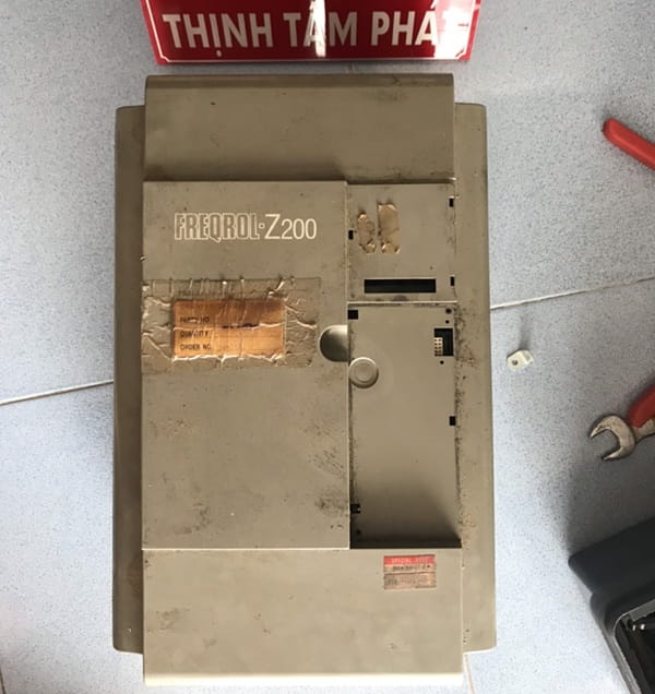 sửa lỗi biến tần Mitsubishi FR-Z220-7.5K
